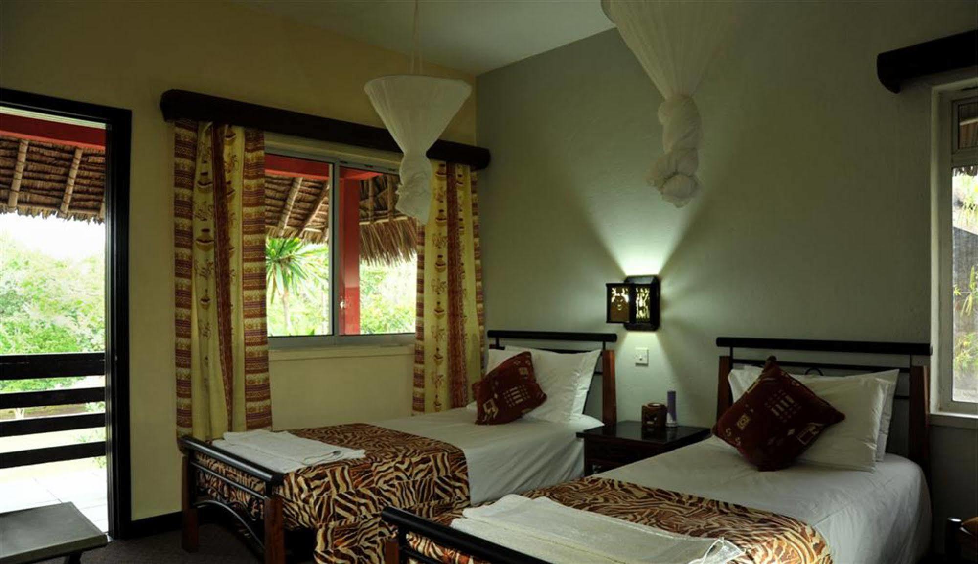 Mara River Lodge Aitong Bagian luar foto