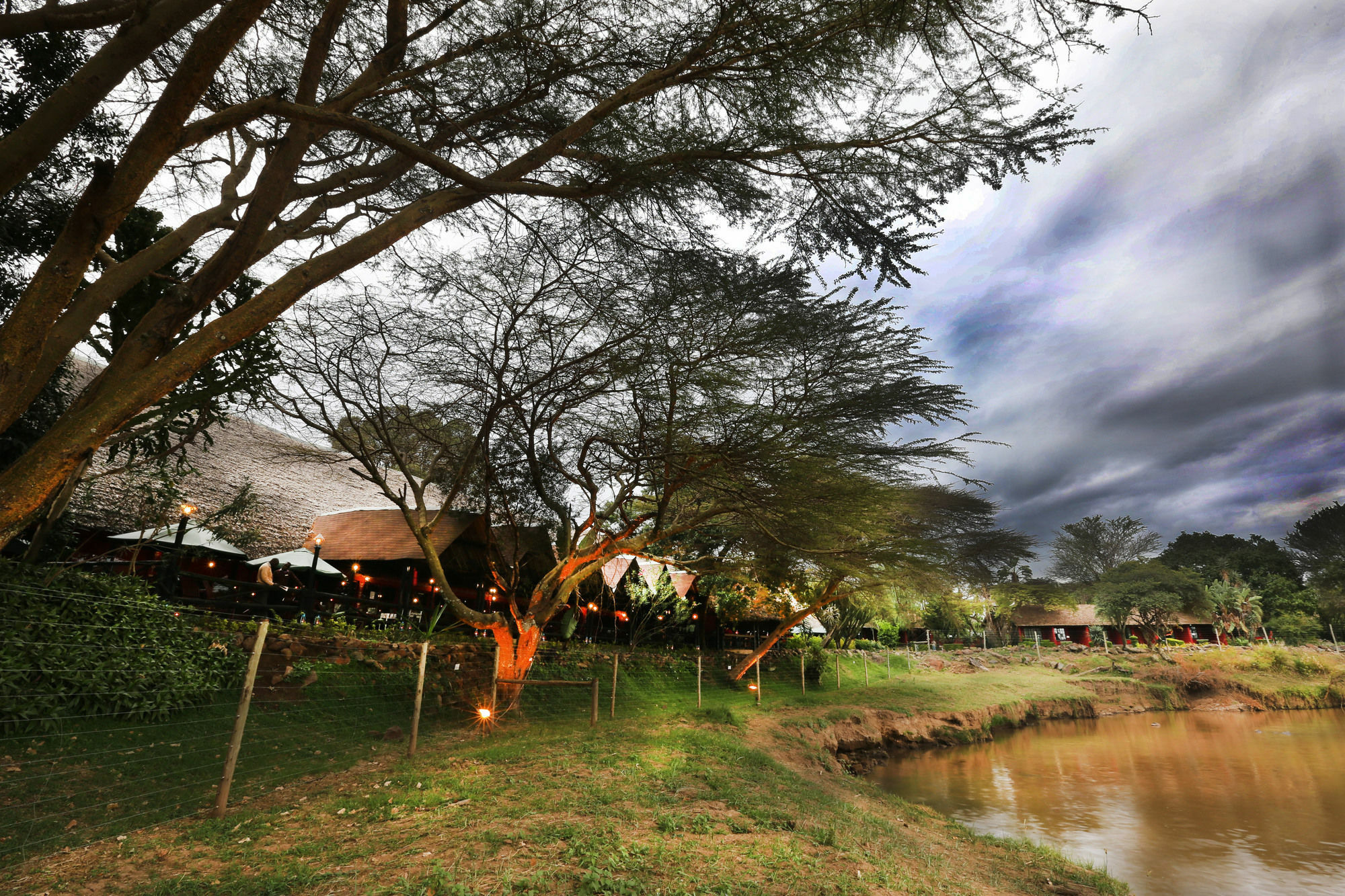 Mara River Lodge Aitong Bagian luar foto